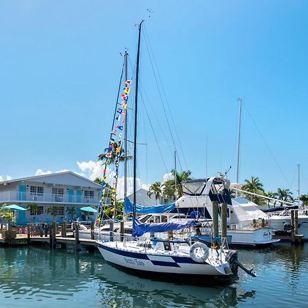 Latitude 26 Waterfront Boutique Resort - Fort Myers Beach Eksteriør billede