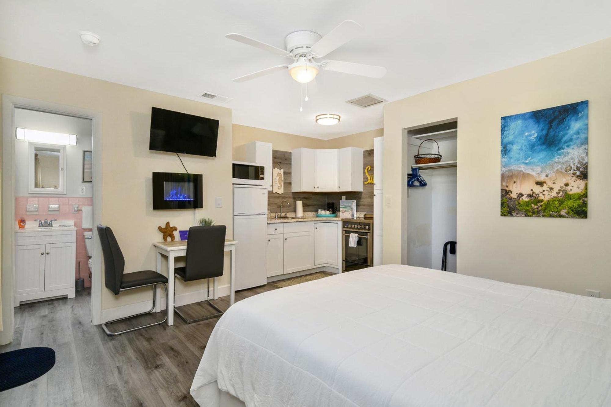 Latitude 26 Waterfront Boutique Resort - Fort Myers Beach Eksteriør billede